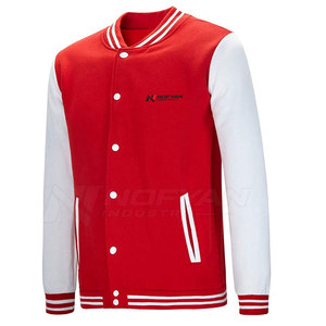 Veste de sport pour homme New Look, style moderne et décontracté, avec logo sur le devant, conçue pour le confort, la mode streetwear et l'usage quotidien. - Product Image 2