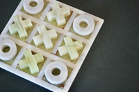 Jeu de Tic-Tac-Toe Ange en Résine Personnalisable de Haute Qualité – Modèle Artisanal Sculpté, Compact et Portable