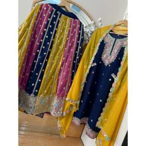 Conjuntos de Diseñador para Mujer, Ropa de Fiesta, Top, Lehenga, Dupatta - Product Image 3