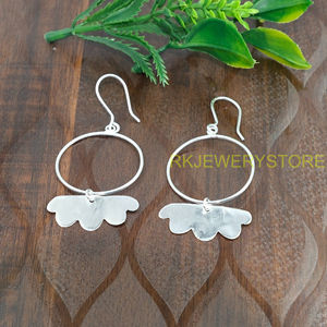 Pendientes Colgantes Minimalistas de Plata de Ley 925 con Forma de Concha de Vieira, Hechos a Mano, Joyería de Moda para Mujer, Pendientes Ligeros - Product Image 2