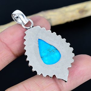 Pendentif chrétien artisanal en turquoise, bijoux en argent sterling - Product Image 3