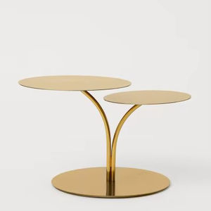 Soporte de metal resistente para pasteles pesados de varios niveles que ofrece una estabilidad confiable y un rendimiento duradero. - Product Image 1