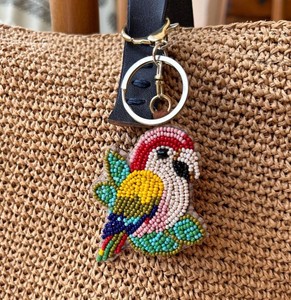 Llavero de flores con cuentas personalizadas, elegante adorno para bolso y accesorio de moda, soporte para llaves, ideal para regalos, carteras, llaves y bolsos. - Product Image 6