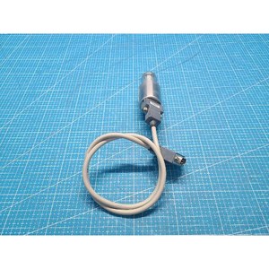 Pressostat MKS Baratron 51A52MCA2AA100, manomètre capacitif absolu, utilisé comme pièce détachée d'équipement semi-conducteur d'époque - Product Image 1
