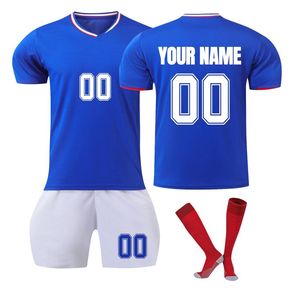 Maillots de football de sublimation haute qualité en tissu mesh respirant, designs personnalisés, kits de football unisexes légers à manches courtes - Product Image 5