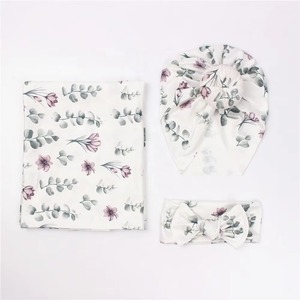 Manta Envolvente de Algodón con Estampado Floral y Diadema con Lazo, Estilo Pastoral, Manta Envolvente para Bebé - Product Image 1