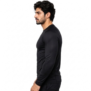 Chemise de protection contre les éruptions cutanées pour hommes avec tissu à séchage rapide, matière respirante et extensible, coupe athlétique pour l'entraînement, la natation, la remise en forme et les activités de plein air - Product Image 3