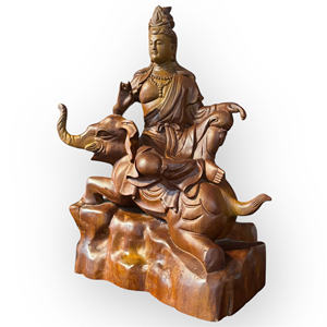 Une statue du Bodhisattva Samantabhadra en bois de santal. - Product Image 5