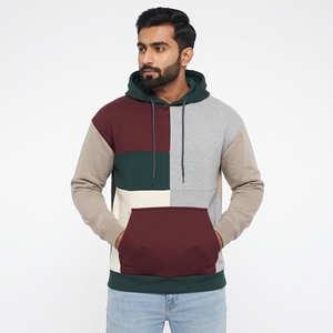 Sweat à capuche multicolore pour homme avec empiècements asymétriques sur le devant, manches contrastées, capuche à cordon et poche kangourou - Product Image 6