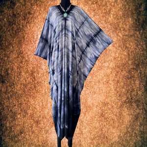 เดรสคาฟทันผ้าเรยอนย้อมสีแบบชิโบริสไตล์ญี่ปุ่น ไซส์พลัส ใส่สบาย เหมาะสำหรับใส่ไปชายหาด - Product Image 4