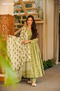 Colección de Kurti-Plazzo y Dupatta Anarkali de Algodón y Seda de Primera Calidad con Estampado Digital, a Precio de Mayoreo - Product Image 2