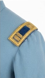 Manteau long en laine bleu clair pour homme, style uniforme d'extérieur, col montant, bouton unique, coupe historique - Product Image 5