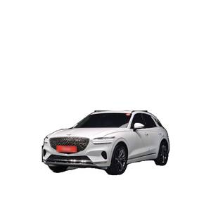 Genesis GV70 2.5T Gasolina AWD con Caja de Cambios Automática y Asientos de Cuero, Modelo Junio 2024, 4,530 km, Volante a la Izquierda, Cámara Trasera - Product Image 1