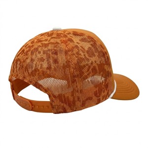 Casquette Trucker en Maille Camouflage Orange Personnalisée, Casquette Snapback 5 Panneaux Respirante et Ajustable, Chapeau de Baseball Décontracté pour l'Extérieur - Product Image 3