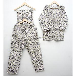 ART&ART Conjunto de pijamas 100% algodón con estampado floral hecho a mano, ropa de dormir informal de manga larga con cuello redondo para todas las estaciones - Product Image 5