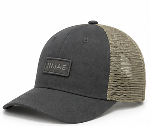 Casquette de golf trucker personnalisée avec logo tissé, maille beige de haute qualité, profil moyen, 6 panneaux, visière incurvée, vente en gros - Product Image 5