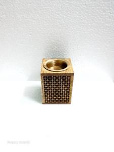 Brûleur d'encens en bois de qualité supérieure avec insert en laiton et motif géométrique sculpté, utilisation aromatique toute saison, support décoratif - Product Image 5