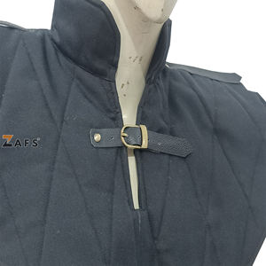 Protège-cou rembourré médiéval fait main en coton pour armure en mailles, costume d'histoire, reconstitution historique - Fournisseur - Product Image 6