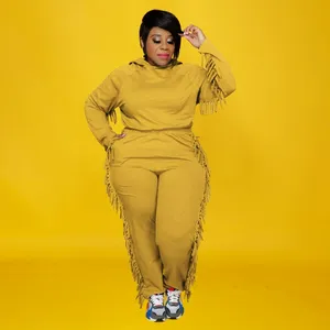 ชุดเซ็ตเสื้อฮู้ดดี้ลายเรียบสำหรับผู้หญิงไซส์พลัส พร้อมพู่ตกแต่ง ผลิตด้วยวิธีการทอผ้าแบบไม่ถักทอ - Product Image 2