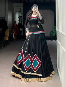 Conjunto de Lehenga Choli de Algodón de Alta Calidad para Navratri, Diseño Gujarati, Chaniya Choli, Precio al por Mayor, Ropa para Exportación - Product Image 5