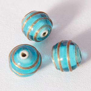 Cuentas de vidrio transparente hechas a mano con técnica de lampwork – Paquete de 50 cuentas redondas de 12 mm para la elaboración de joyas y proyectos de manualidades DIY - Product Image 1