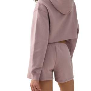 Shorts de survêtement en molleton de coton taille haute pour femmes, personnalisables avec logo, décontractés, pour la détente, vente en gros OEM ODM - Product Image 5