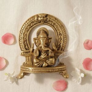 Figurine de Ganesh en laiton plaqué or de qualité supérieure, montant sur un lion, Art religieux, Objet de collection, Artisanat de moulage, Sculpture 3D - Product Image 1