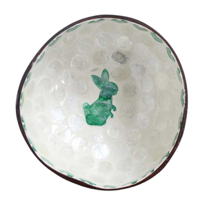 Cuenco de Coco con Mosaico de Conchas Marinas Reflectantes - Decoración Natural para el Hogar, Pulido a Mano - Product Image 1