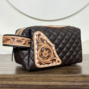 กระเป๋าเครื่องสำอางลายควิลท์พร้อมที่ปิดซิปกระเป๋าจัดระเบียบการเดินทางหนังเครื่องมือขนาดใหญ่สำหรับผู้หญิงออกแบบได้ตามที่ต้องการ - Product Image 4