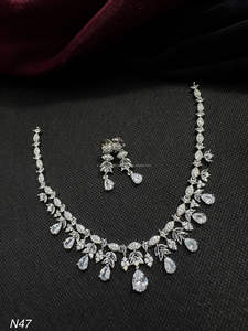 Classic American Diamond <b>Bridal</b> Jewelry <b>Set</b> Two-Piece <b>Necklace</b> and Earrings for Wedding Fashionable Classic Style - Product Image 3