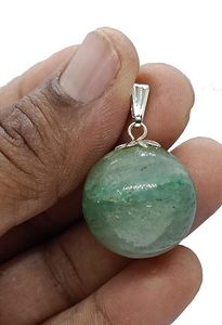 Colgante de Bola de Aventurina Verde Natural Grabado, Colgante de Cristal de Moda de Gujarat - Para el Día de la Madre - Product Image 2