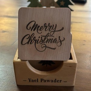Juego de Posavasos de Madera Grabados con Láser con Soporte. Regalos Navideños Personalizados con Bordes Redondeados. Decoración al por Mayor - Product Image 5