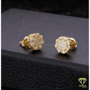 Boucles d'oreilles clous en moissanite ronde sertie de diamants, argent sterling 925, bijoux de luxe hip-hop pour hommes et femmes - Product Image 3