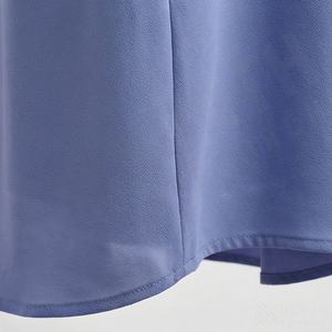 Abaya élégante de qualité supérieure en satin pour femmes musulmanes, style islamique, manches longues, vente en gros, commande en gros, mode élégante - Product Image 6