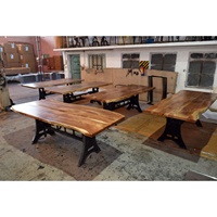 Table à manger de luxe en acacia style industriel avec bord naturel, base réglable à manivelle, bois massif, fer forgé antique, pliable, pour la maison ou le bureau