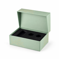 Boîte cadeau portable écologique vert menthe personnalisée avec motif feuille dorée et insert en EVA floqué noir pour marques de soins de la peau