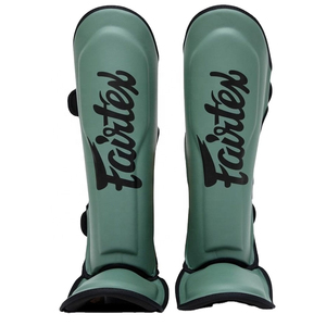 Protège-tibias Fairtex en cuir véritable avec logo personnalisé pour la protection professionnelle – Équipement d'entraînement de Taekwondo en gros - Product Image 1