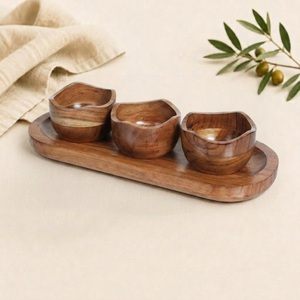 Ensemble de bols à condiments en bois d'acacia artisanal de qualité supérieure avec plateau de service ovale, bol écologique pour salsas et en-cas - Product Image 1