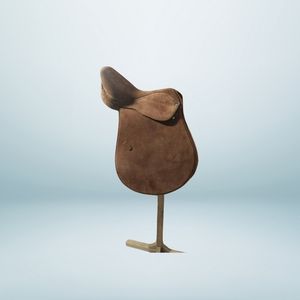 Selle de Dressage anglaise de haute qualité ZEN HORSE WORLD ES-111 Construction en cuir de vachette élégant confortable bois arbre plastique cuir - Product Image 1