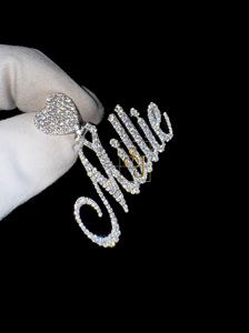 Collar de escritura cursiva de plata 925 Iced VVS Moissanite Diamantes Corazón Bail Colgante Características personalizables Oro Carta personalizada Regalo - Product Image 2