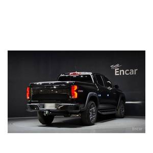 Chevrolet Colorado 2024 2.7 ZL1 4WD con Caja de Cambios Automática, Asientos de Cuero, Cámara Trasera, 15,791 km, Volante a la Izquierda - Product Image 2