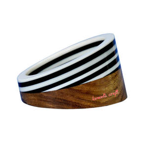 Bracelet multicolore en bois et en résine fait à la main - Product Image 4