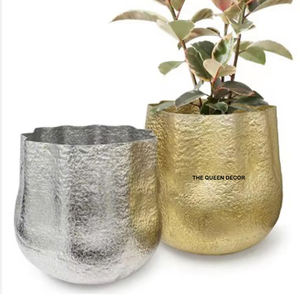 Maceta Decorativa para Hogar y Oficina, Maceta de Metal de Forma Rectangular, Diseño Moderno, Maceta con Patrones para Sala de Estar - Product Image 4