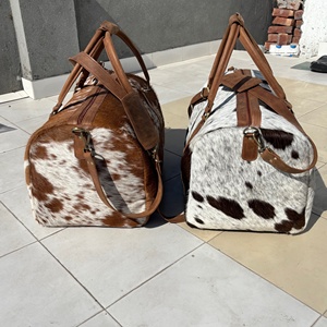 Bolsa de Viaje de Cuero Vacuno, Cierre de Cremallera, Hecha a Mano, Ligera, Duradera, Portátil, Estilo Vintage, para Fin de Semana - Product Image 5