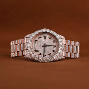 Reloj de Diamantes Moissanite Premium para Hombre, Diseñado con Alta Gama, Ofrece Comodidad de Lujo y un Estilo Atemporal para el Día a Día - Product Image 1