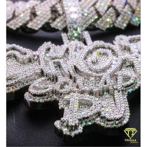 Collier pendentif personnalisé Trisha Jewels « Jay » en moissanite, plaqué or 18 carats, style hip-hop, argent, certifié GIA, cadeau personnalisé - Product Image 5