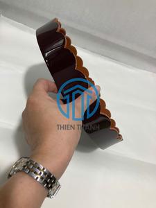 Elegante Bandeja de Laca con Borde Festoneado, Bandeja Decorativa Hecha a Mano, Bandeja de Servicio de Lujo para Decoración del Hogar, Bandeja de Mesa, Proveedor OEM ODM de Vietnam - Product Image 4