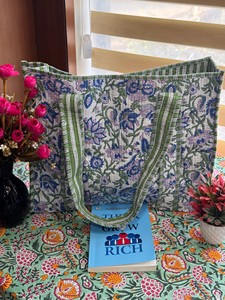 Bolsa de Mano Acolchada de Lujo, 100% Algodón, con Asa Larga, Cierre de Cremallera, Reutilizable, Resistente y Ecológica - Product Image 4