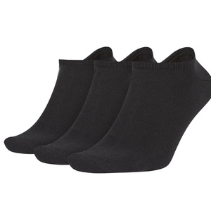 Vente en gros 2025 de chaussettes de sport en coton à coupe basse de haute qualité avec logo personnalisé pour hommes, absorbantes et bon marché - Product Image 1