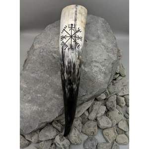 Verre à bière artisanal en corne de buffle naturelle de style Viking – Offre de gros sur des récipients à boire uniques et personnalisables - Product Image 3